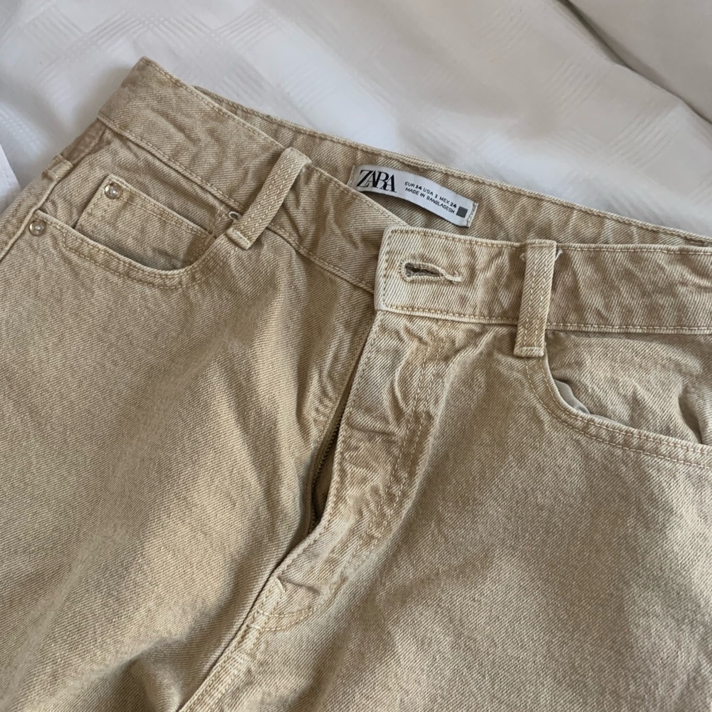 Zara jeans like new size 2